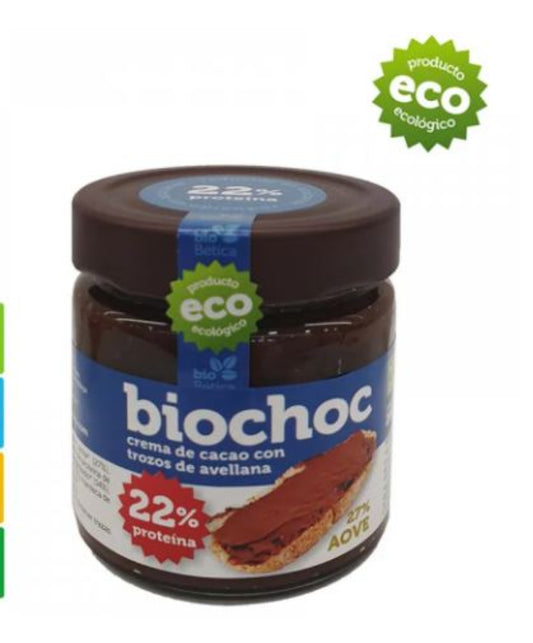 Crema de cacao 22%de proteína con trozos de avellanas bio